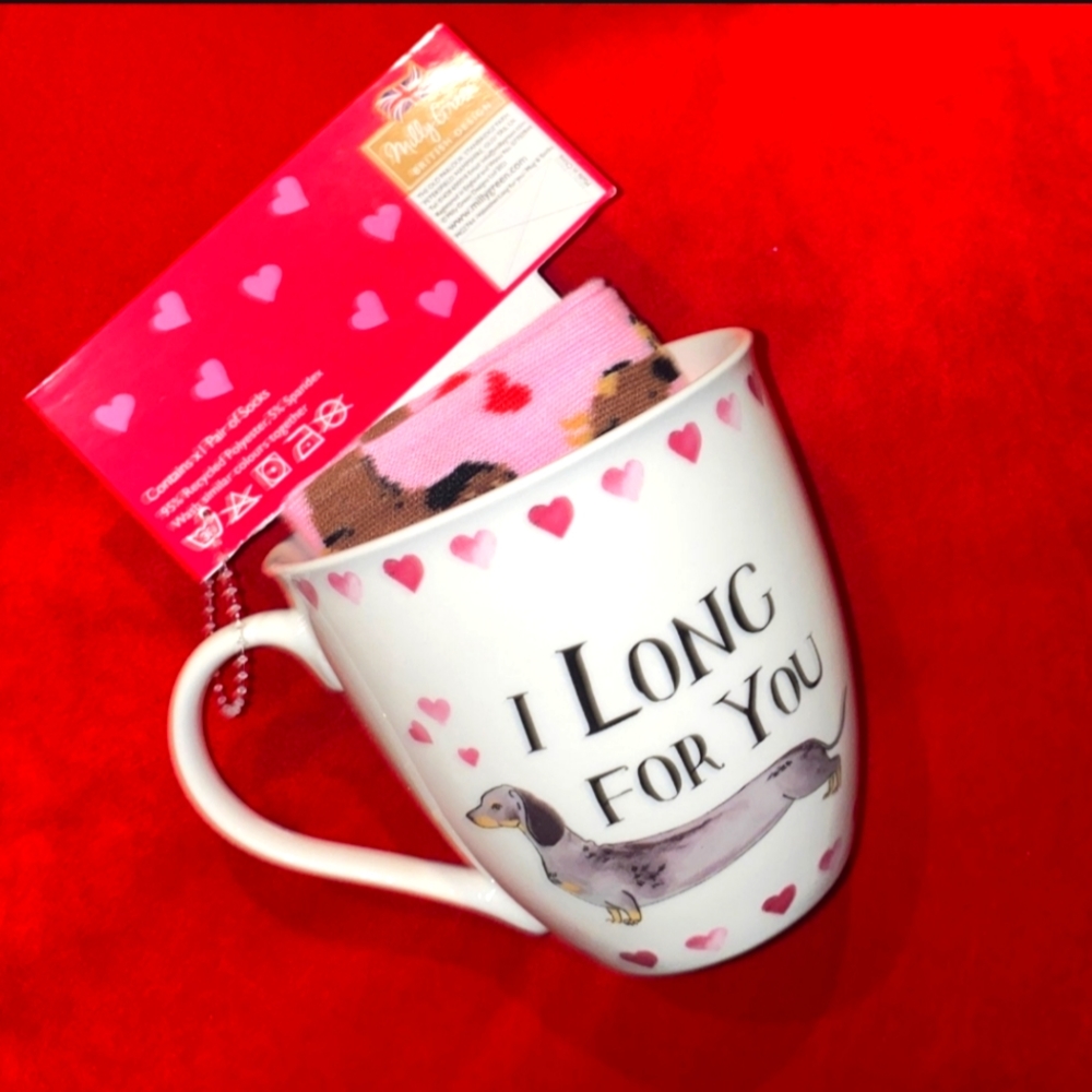 ❤ Dachshund  Valentine Mug & Socks